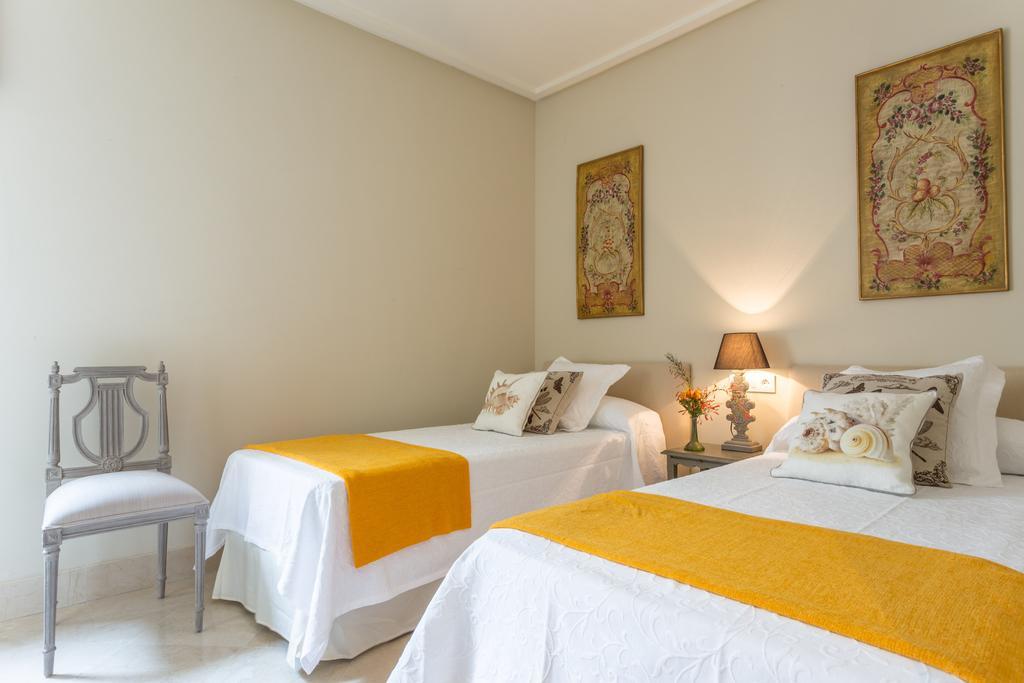 Puerta Principe Luxury Apartments Sevilla Zimmer foto