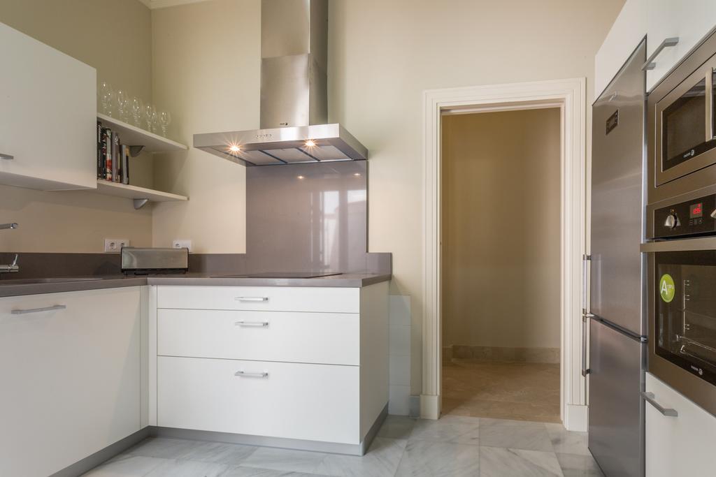 Puerta Principe Luxury Apartments Sevilla Zimmer foto